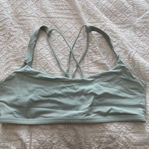 Lululemon bra
